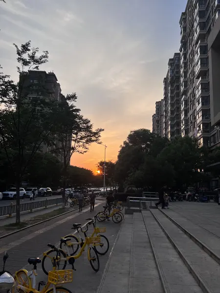 南京拍摄的落日与天空