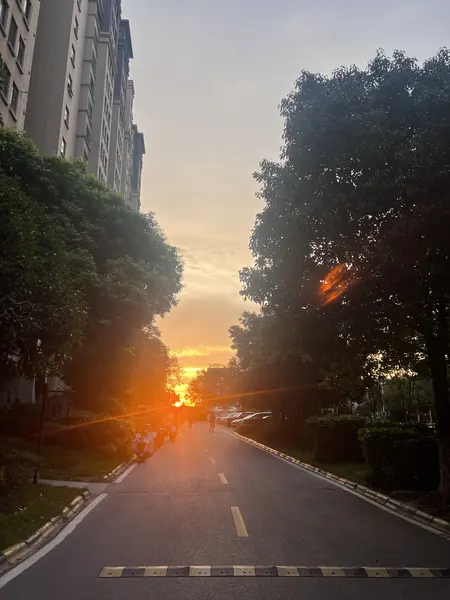 南京拍摄的落日与天空