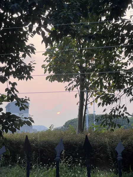 南京拍摄的落日与天空